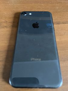 iPhone 8 за 2 200 грн