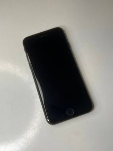 iPhone 8 за 2 800 грн