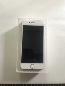 iPhone 8 за 1 900 грн