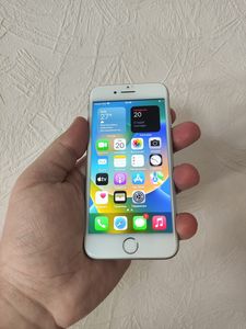 iPhone 8 за 2 200 грн