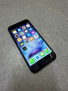 iPhone 8 за 2 700 грн