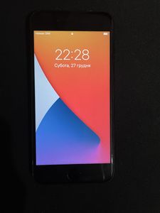iPhone 8 за 2 400 грн
