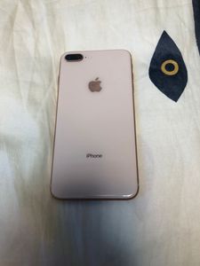 iPhone 8 Plus за 3 000 грн