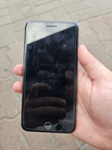 iPhone 8 Plus за 3 333 грн