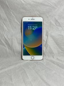iPhone 8 Plus за 2 800 грн