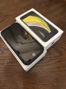 iPhone SE 2020 за 3 200 грн