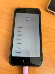 iPhone SE 2020 за 2 700 грн