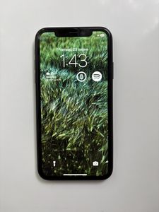 iPhone XR за 3 500 грн