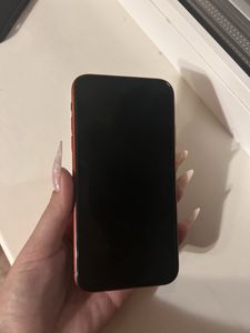 iPhone XR за 4 000 грн