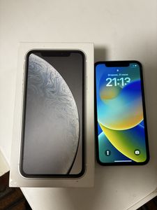 iPhone XR за 4 000 грн