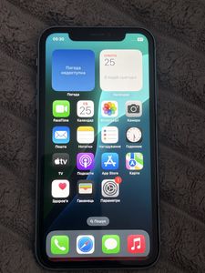 iPhone XR за 2 700 грн