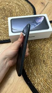 iPhone XR за 3 999 грн