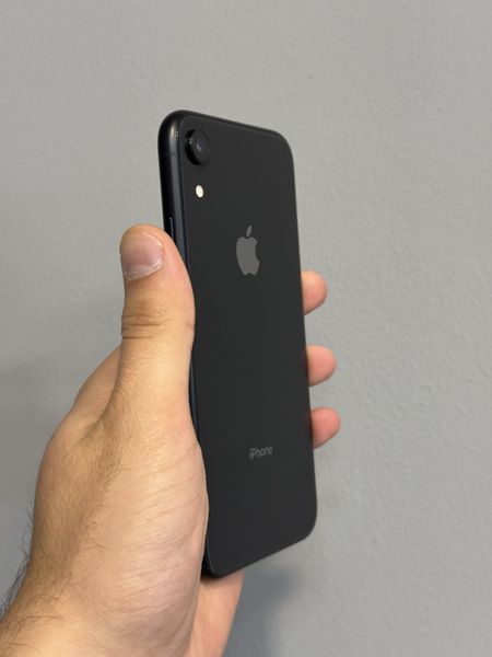 Знахідка Trofey: iPhone XR 64 ГБ б/у за 3 000 грн — на 1 500 грн (−33%) нижче ринку. Харків, 24.09 12:24.