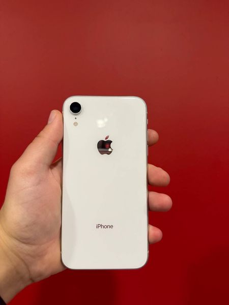 Знахідка Trofey: iPhone XR 64 ГБ б/у за 3 000 грн — на 1 999 грн (−40%) нижче ринку. Луцьк, 28.09 12:17.