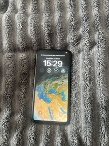 iPhone XR за 3 500 грн