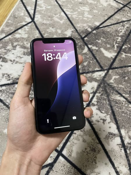 Знахідка Trofey: iPhone XR 64 ГБ б/у за 3 000 грн — на 1 999 грн (−40%) нижче ринку. Умань, 29.09 19:48.