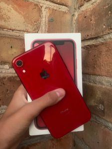 iPhone XR за 3 550 грн