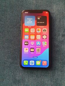iPhone XR за 3 800 грн