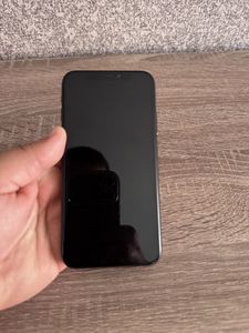 iPhone XS за 3 600 грн