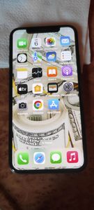 iPhone XS за 3 800 грн