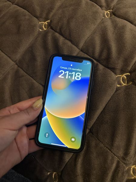 Знахідка Trofey: iPhone XS 64 ГБ б/у за 3 300 грн — на 1 200 грн (−27%) нижче ринку. Волочиськ, 25.09 09:14.
