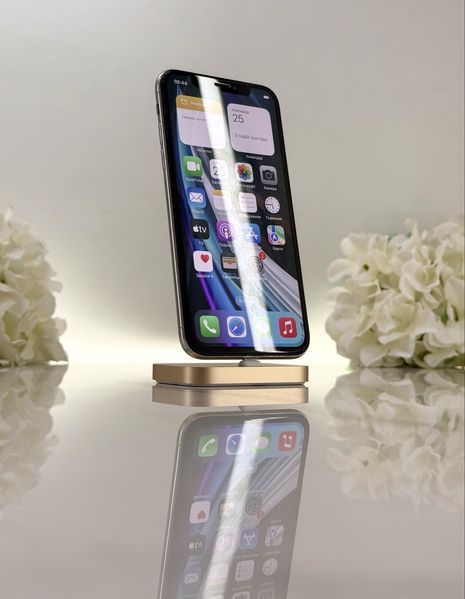 Знахідка Trofey: iPhone XS 64 ГБ б/у за 3 600 грн — на 1 000 грн (−18%) нижче ринку. Київ, 26.09 20:56.