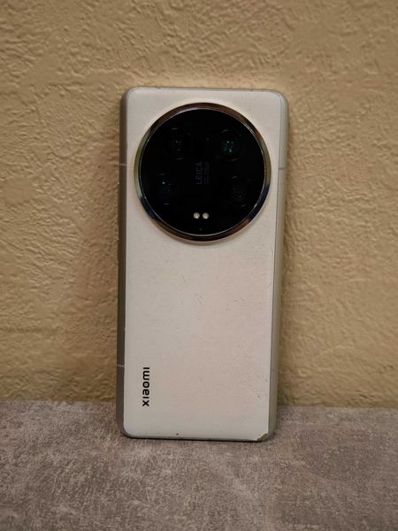 Знахідка Trofey: Xiaomi 14 Ultra 512 ГБ б/у за 17 000 грн — на 14 999 грн (−38%) нижче ринку. Апостолове, 25.09 16:22.